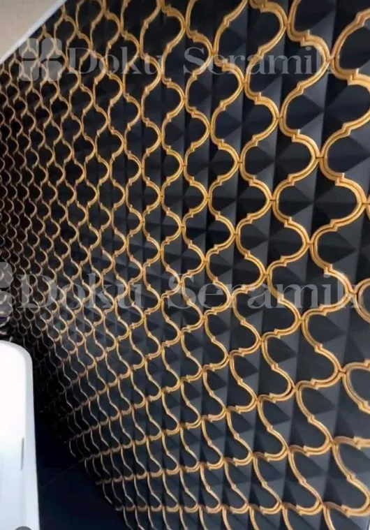 Private Collection Ceramics -0024