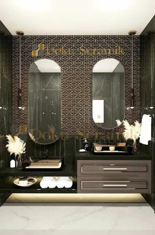 Private Collection Ceramics -0036